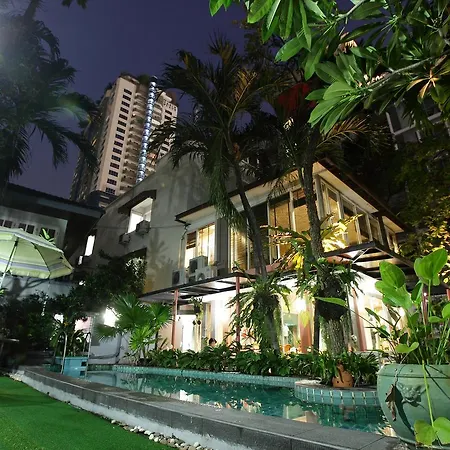Serene Bangkok Bed And Breakfast