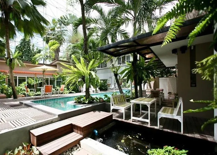 Bed & Breakfast Serene Bangkok